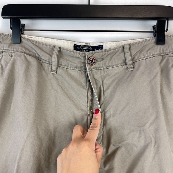 Abercrombie & Fitch Mens (34x32) Slim Straight Chino Pants Beige Cotton - Picture 3 of 10